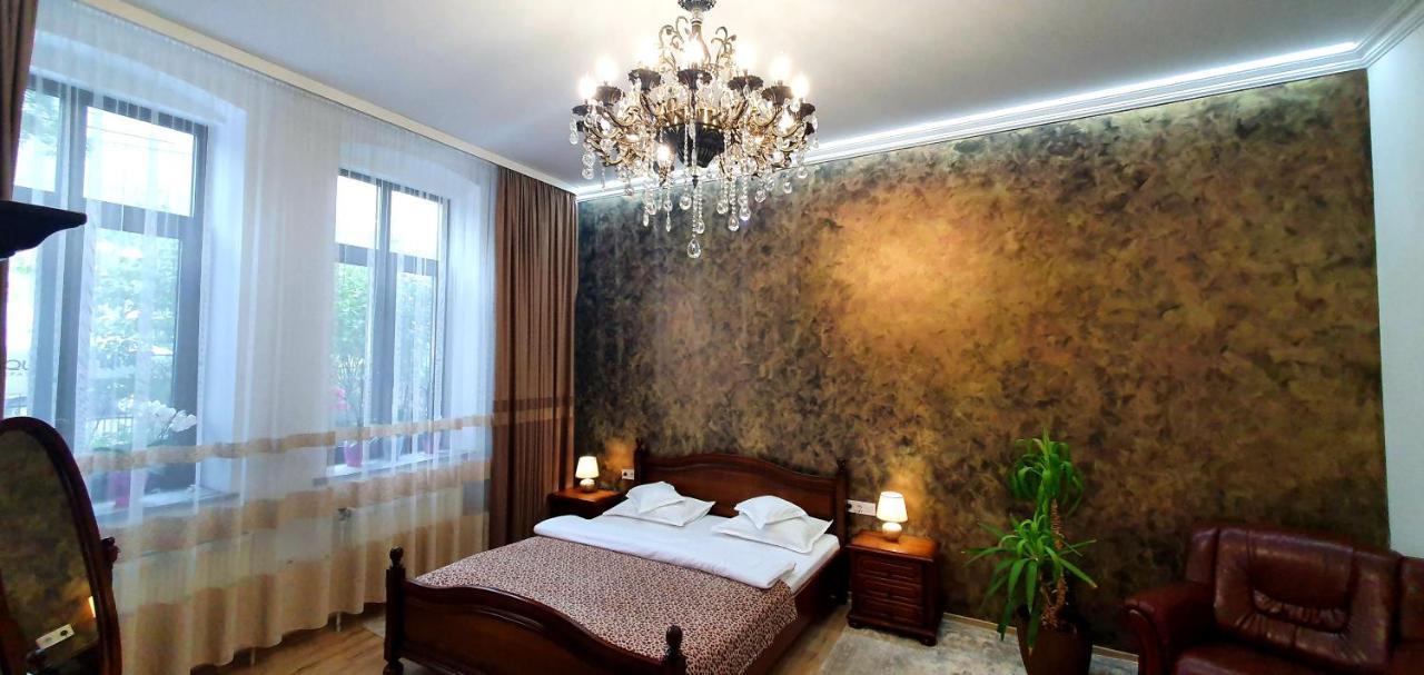 Отель Casa Domneasca Rarau Кымпулунг-Молдовенеск Экстерьер фото